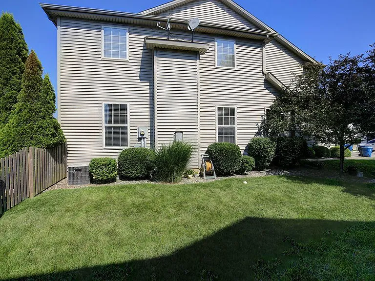 601 Sunflower St — Photo 31
