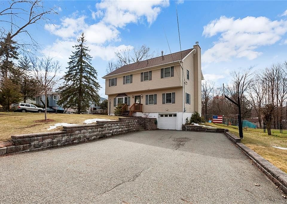 1st image of 55 Duelk Ave