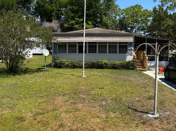 5495 Williamsburg Ln, Wildwood, FL 34785