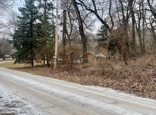 3 Linden Beach Rd, Big Stone City, SD 57216