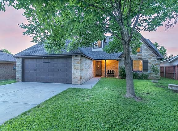 3rd image of 600 Panama Ct