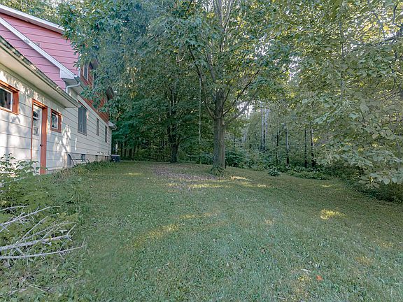 5th image of W7310 Hillside Dr