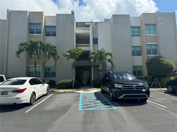 Oeste Cond Alamanda #5178, Guaynabo, PR 00969