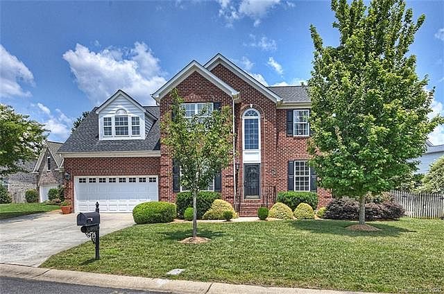 1st image of 6913 Saddlebury Ln