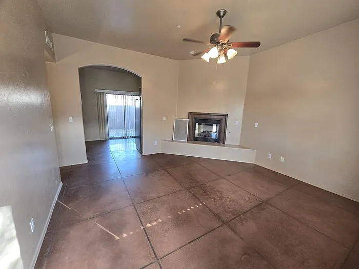 3331 E Bermuda St #5 — Photo 8