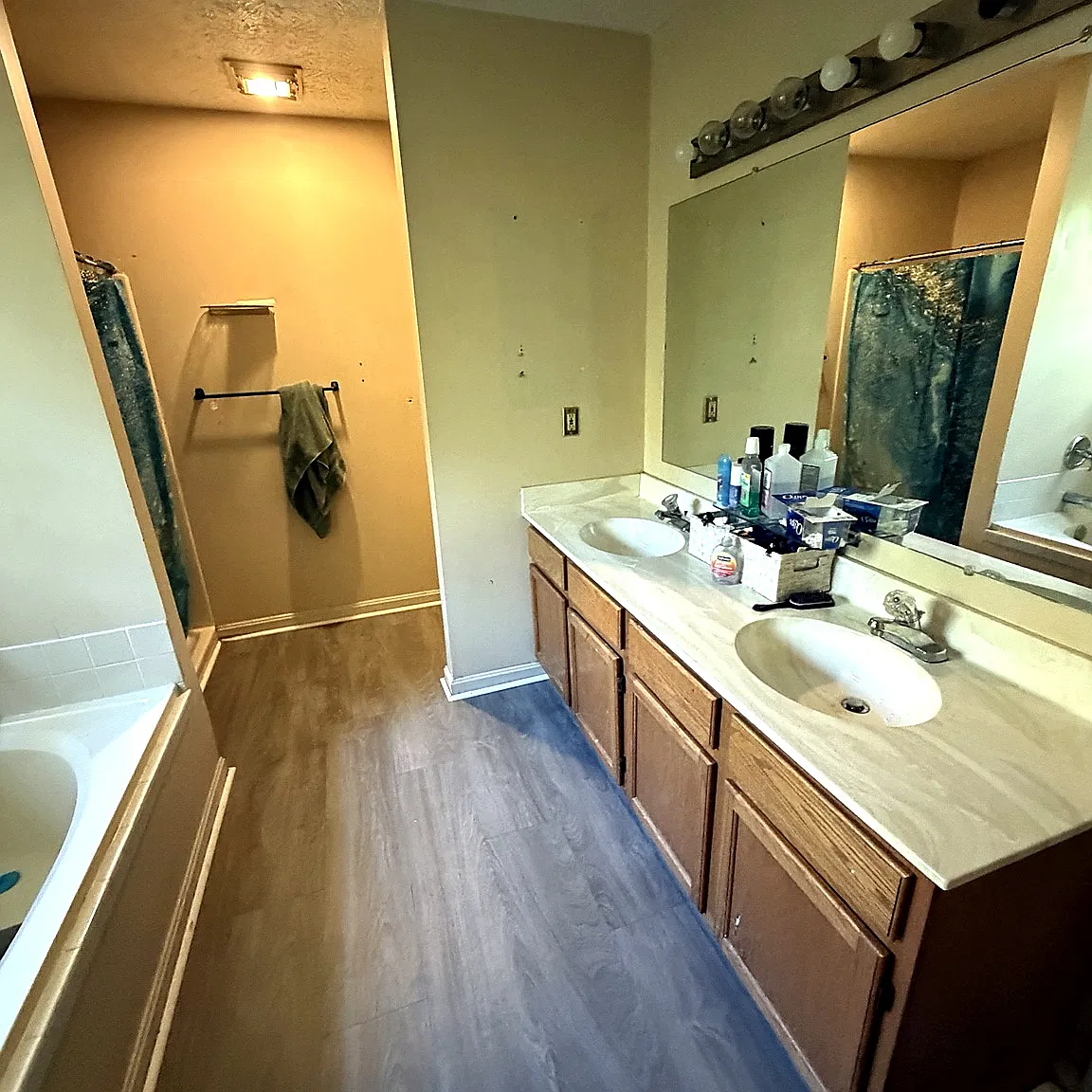 4 bed, 2.5 bath, 2083 sqft, $2,500 — Photo 4