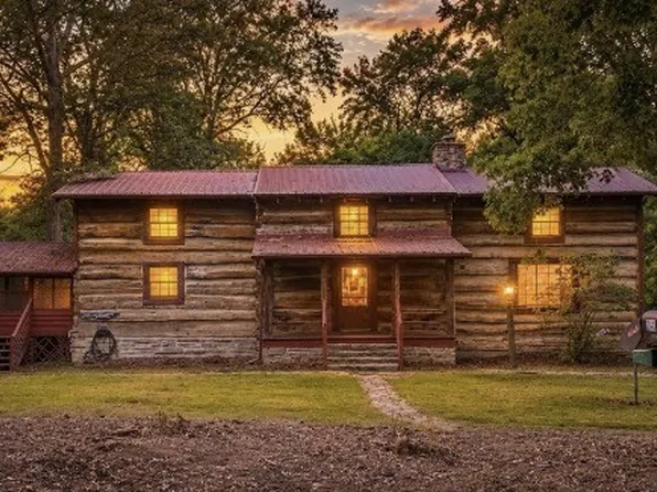 2634 Distillery Rd, Greenbrier, TN 37073