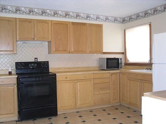 2nd image of 3725 Highland Dr