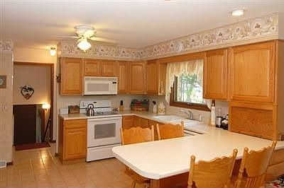 3rd image of 3025 Mansueto Dr