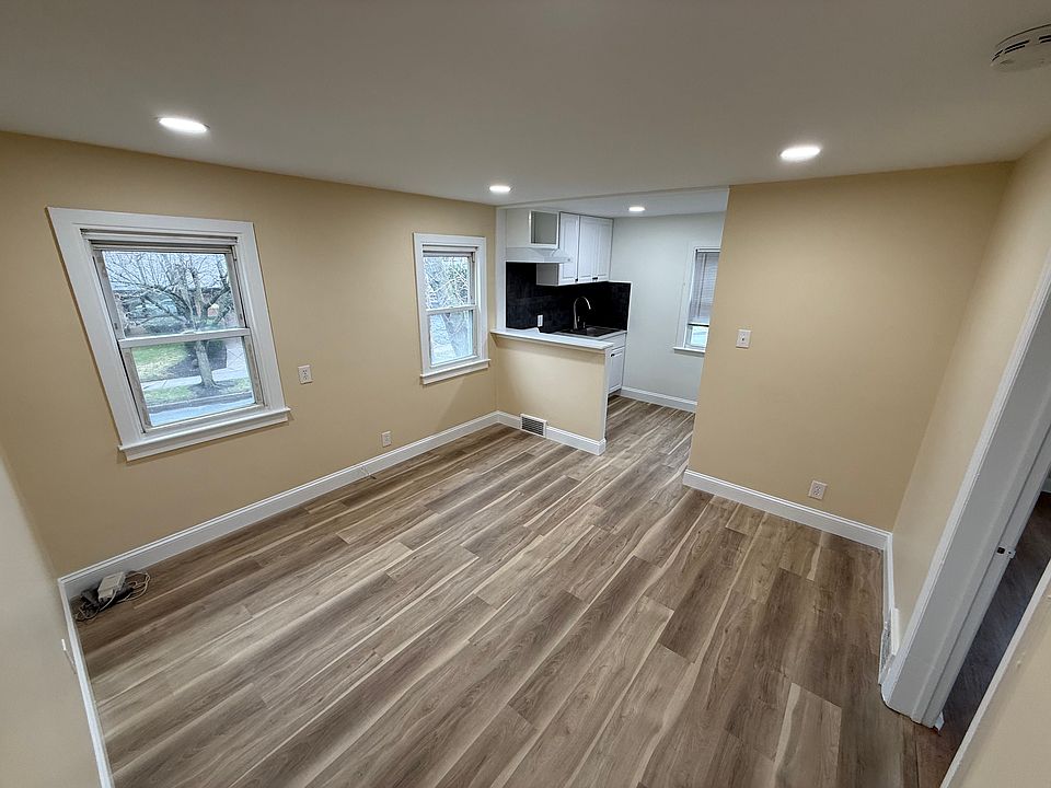 1st image of 1305 Wilson Ave Floor 2