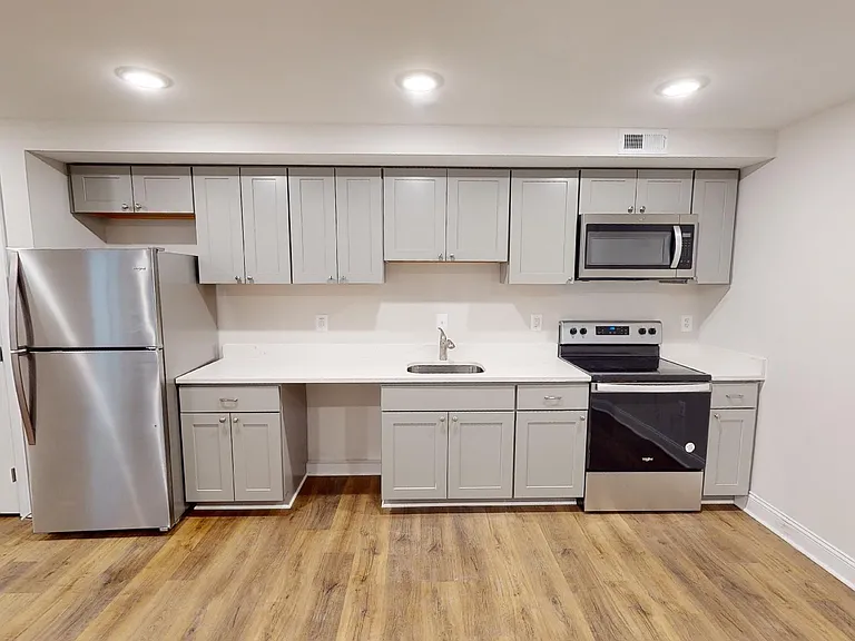 232 Hamilton St NW #C03 — Photo 1