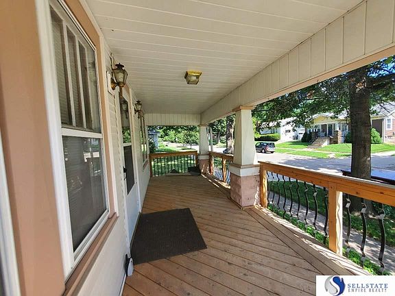 4th image of 1314 Harrison Ave