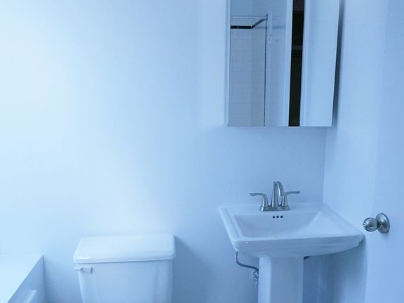 5th image of 523 E 78th St APT 1C