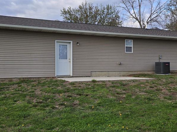 402 N Toronto St, Wheatland, IA 52777
