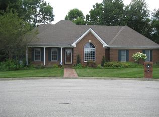 232 Maplewood Dr, Georgetown, KY 40324