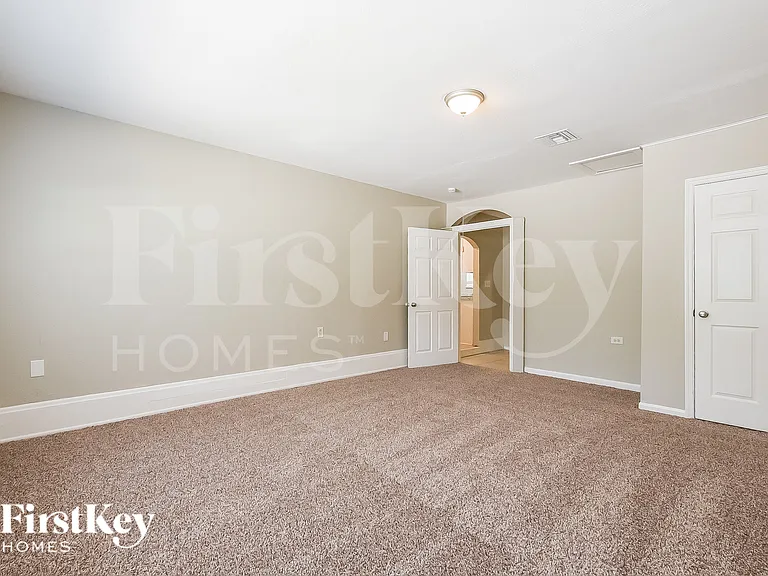 614 Huey St — Photo 10
