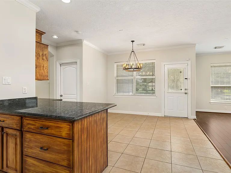 19907 Stone Lake Cir — Photo 12