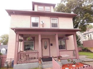 22 McClure Pl, Fall River, MA 02720