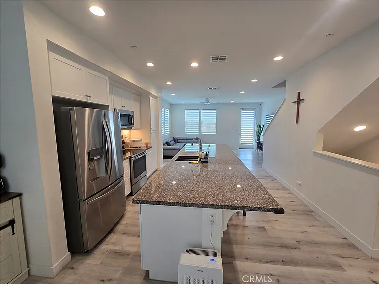 158 Gwen Ln — Photo 10
