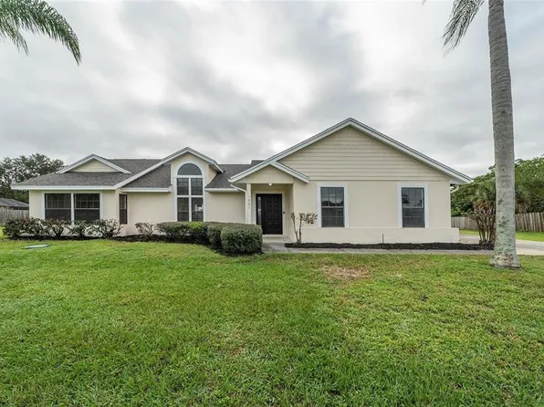 1001 Carnation Dr, Sebastian, FL 32958