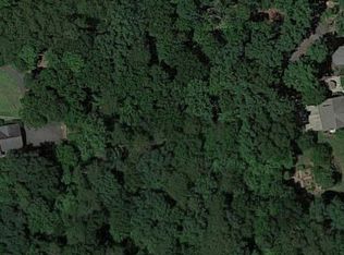 3 Crestwood Ln, Tryon, NC 28782