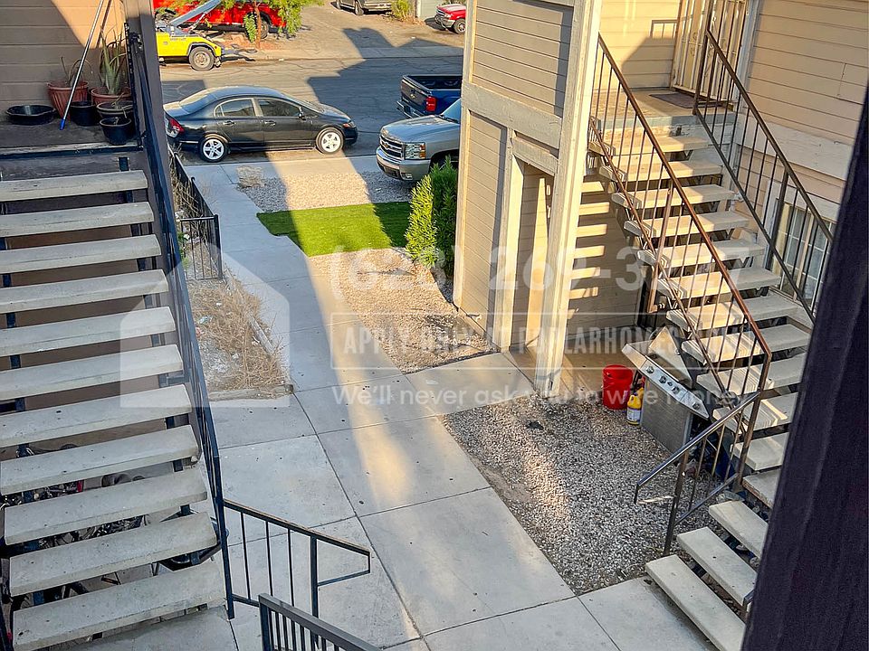 1st image of 916 Bridgewater St APT D