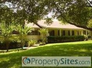 606 Bader Rd, Bellville, TX 77418