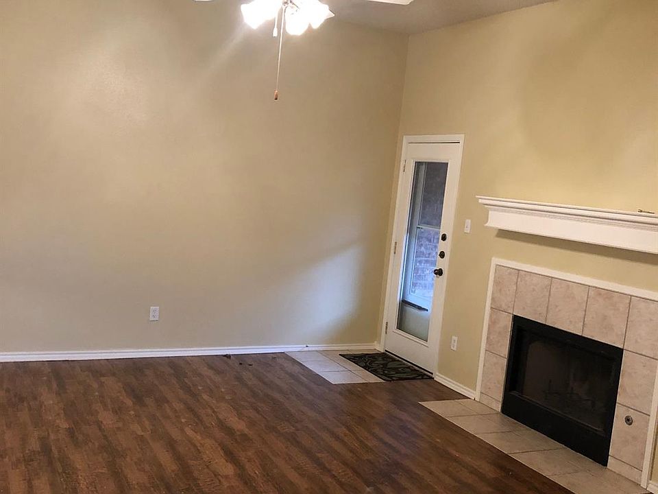 1st image of 3111 E 99th Dr