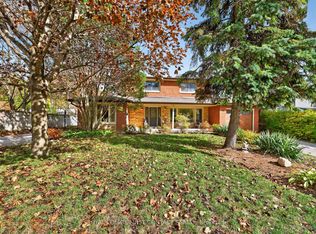 15 Rodney St, Barrie, ON L4M 4B5