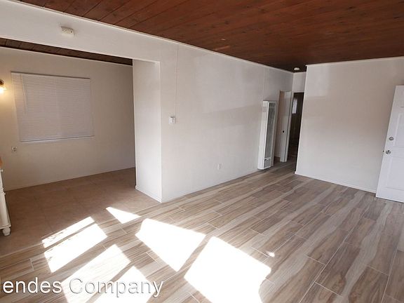 4th image of 4350-4352 Temecula St #4350