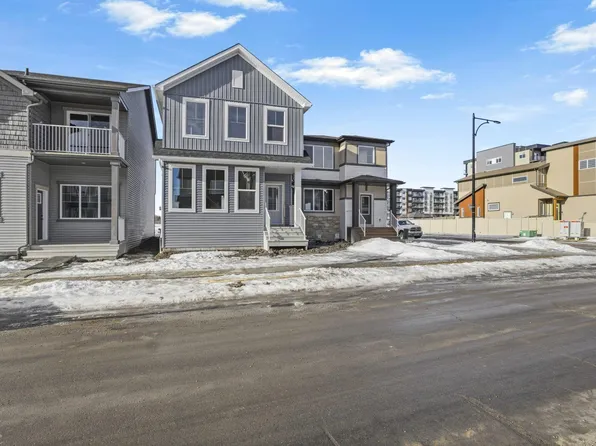 3758 Erlanger Dr NW, Edmonton, AB T6M 1R9