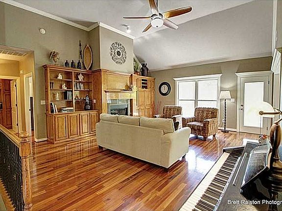 2nd image of 2510 NW Linebarger Ln