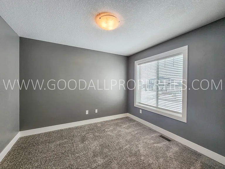 1306 Green Hills Dr — Photo 6