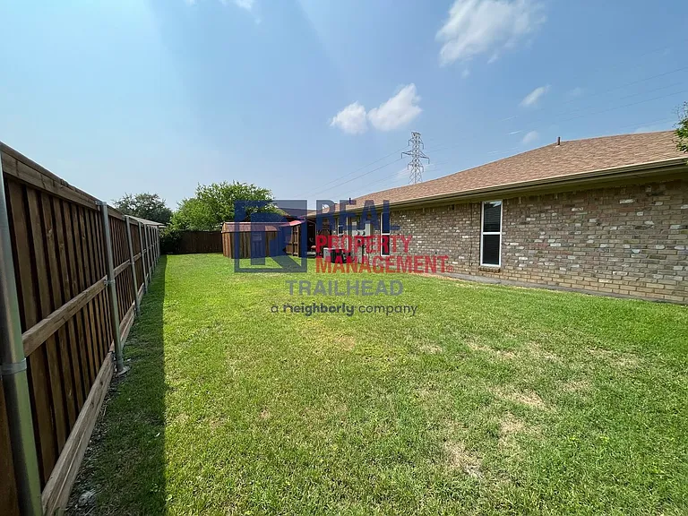 6402 Espana Dr — Photo 24