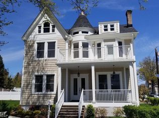 36 Gordon St, Perth Amboy, NJ 08861