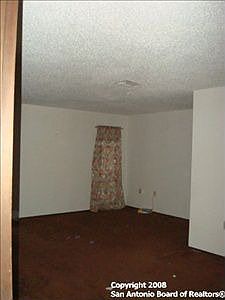 5th image of 2827 Lakebriar St