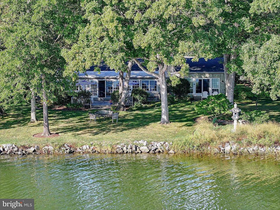 1st image of 24390 Oakwood Park Rd