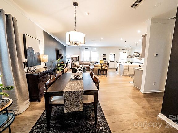 3rd image of 14133 Canemeadow Dr