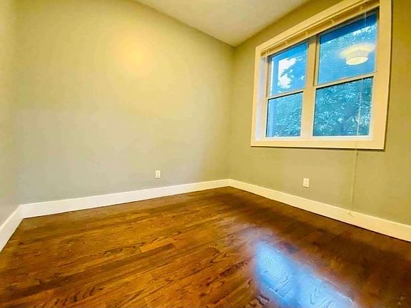3rd image of 114 Woodbine St #3AA