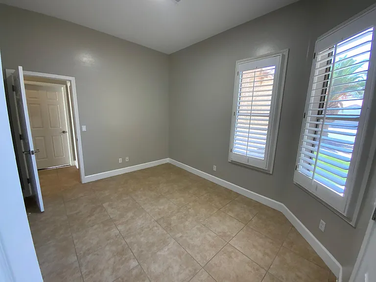 6204 E Phelps Rd — Photo 24