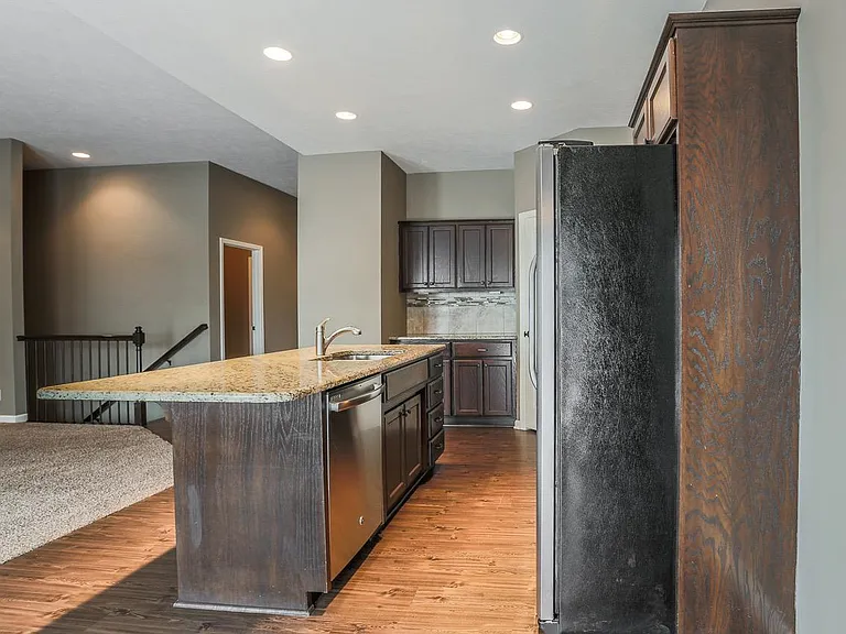 17020 Cypress St — Photo 15