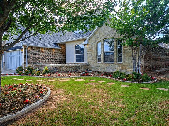2nd image of 16233 Josiah Pl