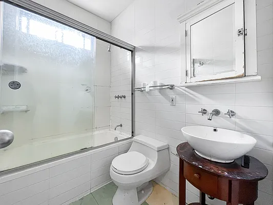 Rented by Skyward | media 17