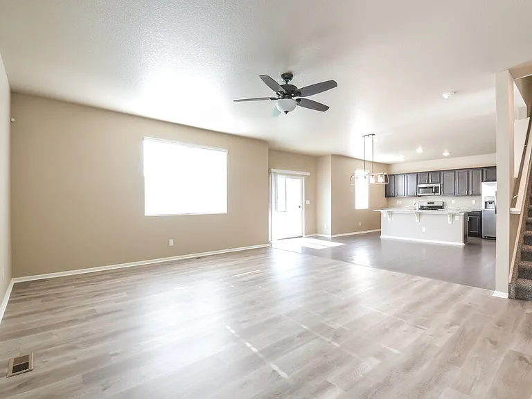 2380 Echo Park Dr — Photo 5