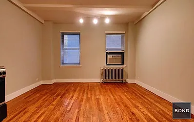 Rented by Bond New York