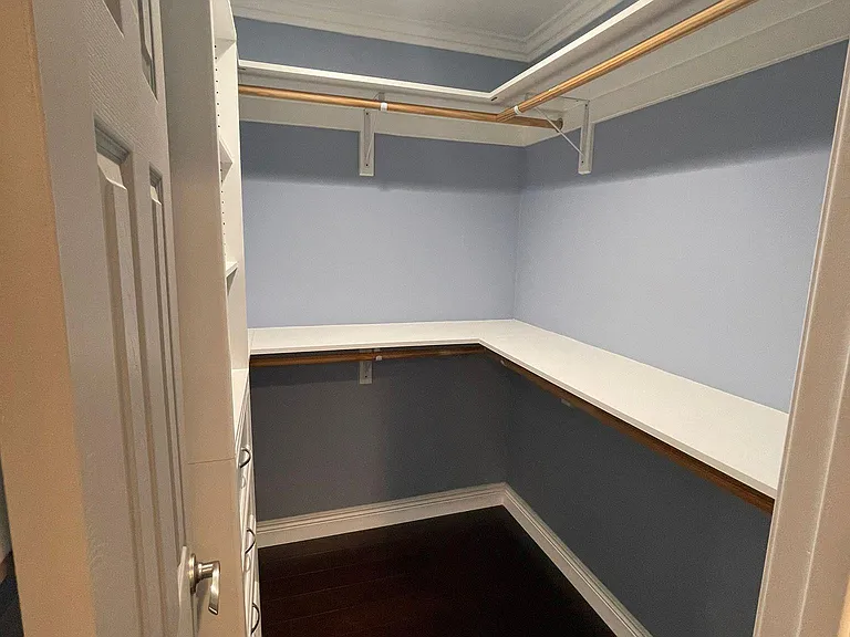 2332 S 4th Ave — Photo 5