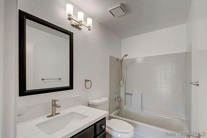 1st image of 4040 Porte La Paz #88