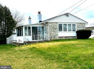 3714 President St, Philadelphia, PA 19114