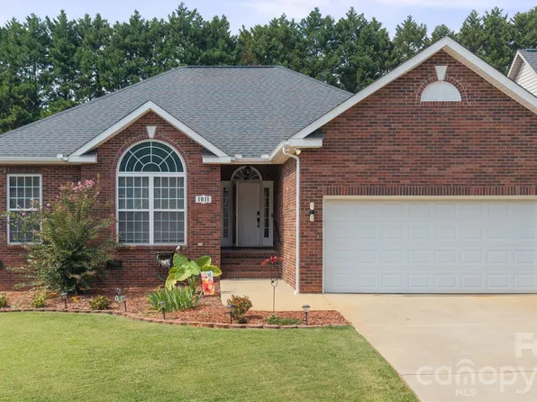 1011 Overhill Rd, Salisbury, NC 28144