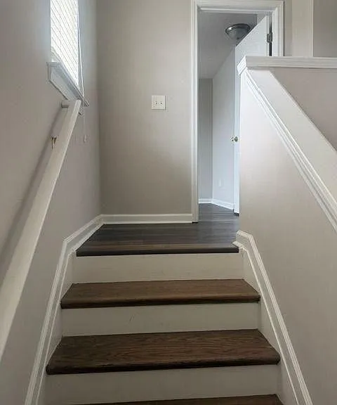 305 Fox Overlook — Photo 6